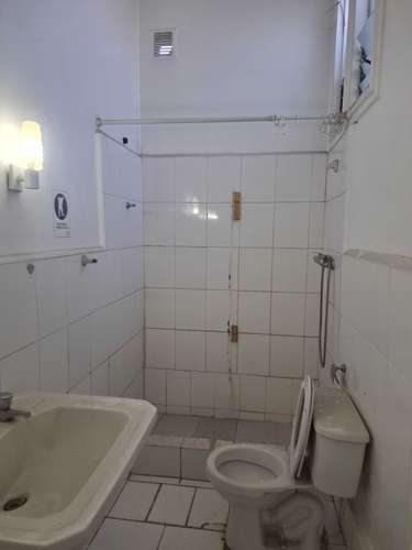 Casa a  2 cuadras de la USM, variados rubros o v (183707) - Imagen 9