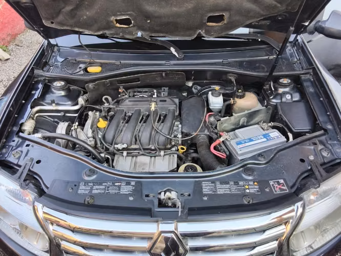 Vendo mi Renault - Imagen 4