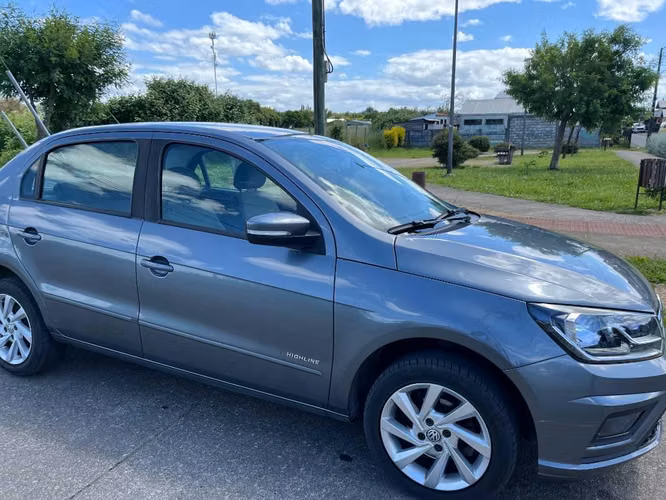 VOLKSWAGEN VOYAGE HIGHLINE 1.6 – AÑO 2020