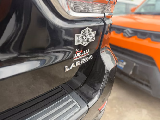 JEEP GRAND CHEROKKE LAREDO - Imagen 13