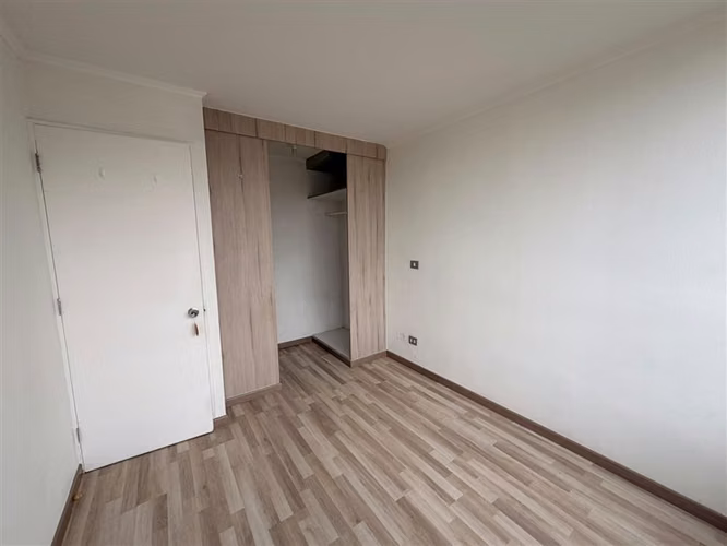 Departamento en arriendo de 2 dorm. en La Cisterna - Imagen 2