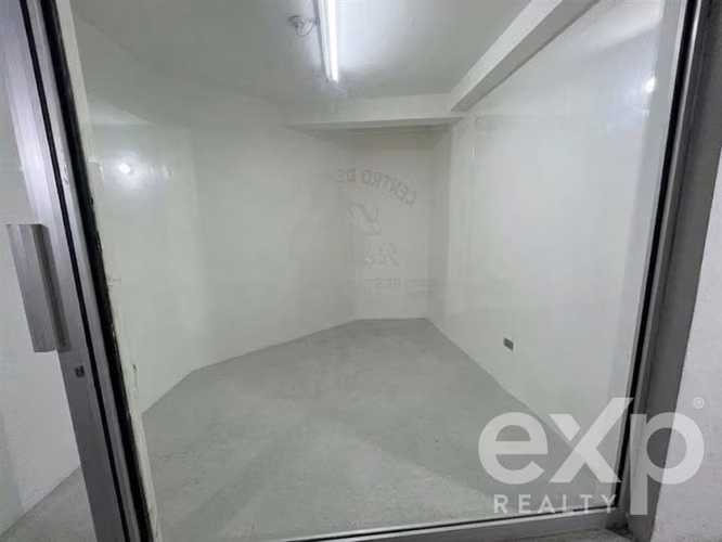 Local Comercial en venta caracol Vips, Apoquindo