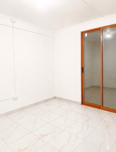 Arriendo casa de 3 dormitorios a pasos Clinica San Jose - Imagen 2