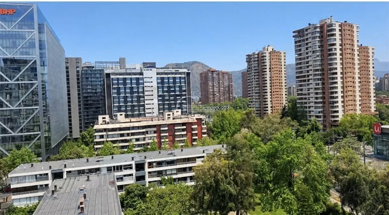 Departamento en venta de 3 dorm. en Las Condes