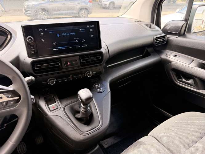 PEUGEOT PARTNER 2025 - Imagen 16