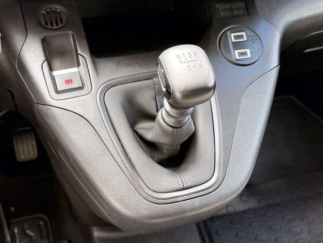 PEUGEOT PARTNER 2025 - Imagen 17