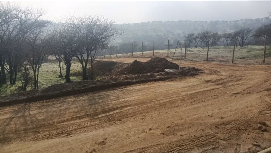 Vende parcelas de 5 mil mt2, con rol, en proyecto Lomas del Valle Rapel. - Imagen 3