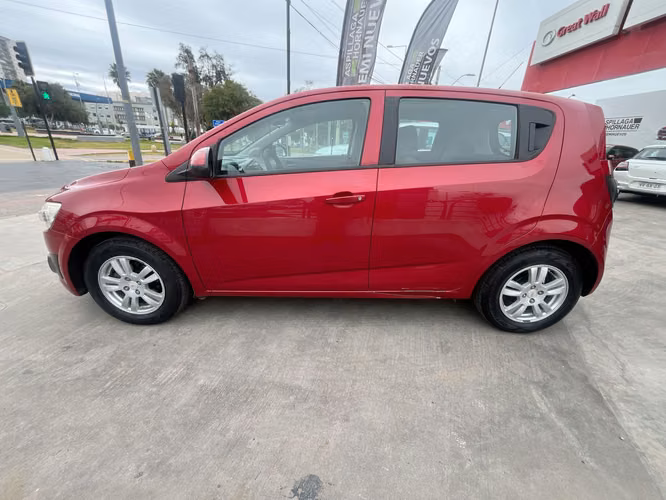 CHEVROLET SONIC LT MT 2014 - Imagen 4