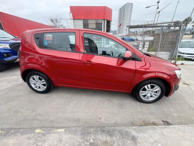 CHEVROLET SONIC LT MT 2014 - Imagen 8