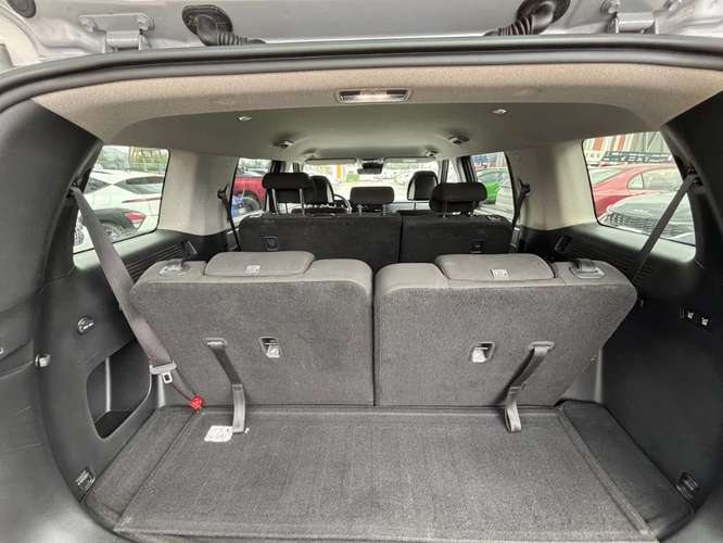 Hyundai Santa fe MX5 2.5 AT 4WD DESIGN 2025 - Imagen 17