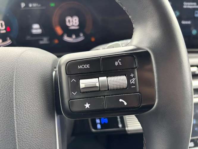 Hyundai Santa fe MX5 2.5 AT 4WD DESIGN 2025 - Imagen 13