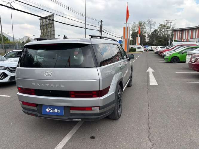 Hyundai Santa fe MX5 2.5 AT 4WD DESIGN 2025 - Imagen 4