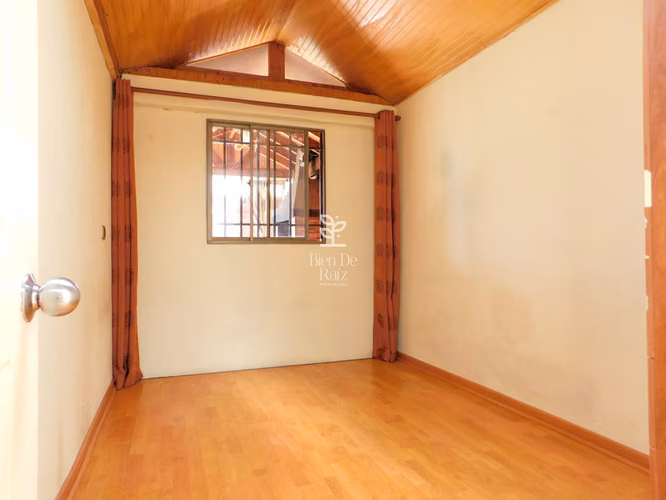 Arriendo excelente casa 4D 3B Villa Los Héroes - Imagen 6