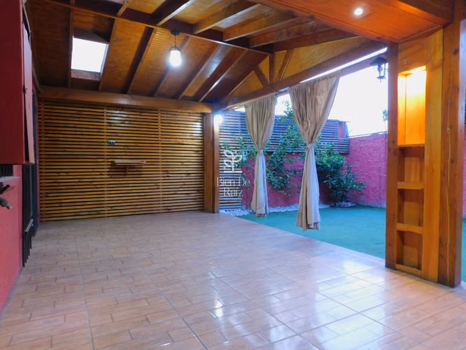 Arriendo excelente casa 4D 3B Villa Los Héroes - Imagen 15