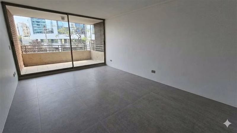 Departamento en arriendo de 2 dorm. en Las Condes - Imagen 3