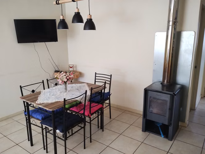 ARRIENDO CASA AMOBLADA-JARDIN FLORESTA-VILLARRICA - Imagen 3