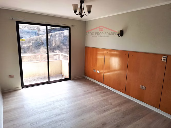 Se Arrienda Lindo Departamento, calle Ohiggins en Céntrico Edificio, Ciudad de Quillota.