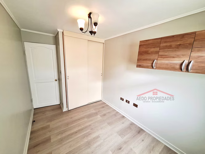 Se Arrienda Lindo Departamento, calle Ohiggins en Céntrico Edificio, Ciudad de Quillota.