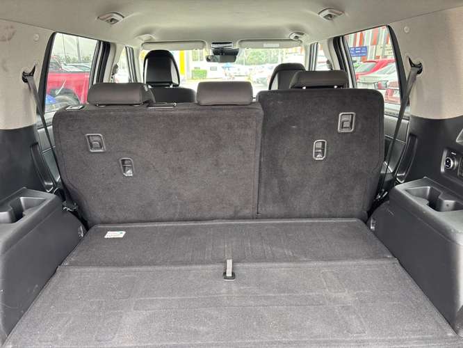 Hyundai Santa fe MX5 2.5 AT 4WD DESIGN 2025 - Imagen 17