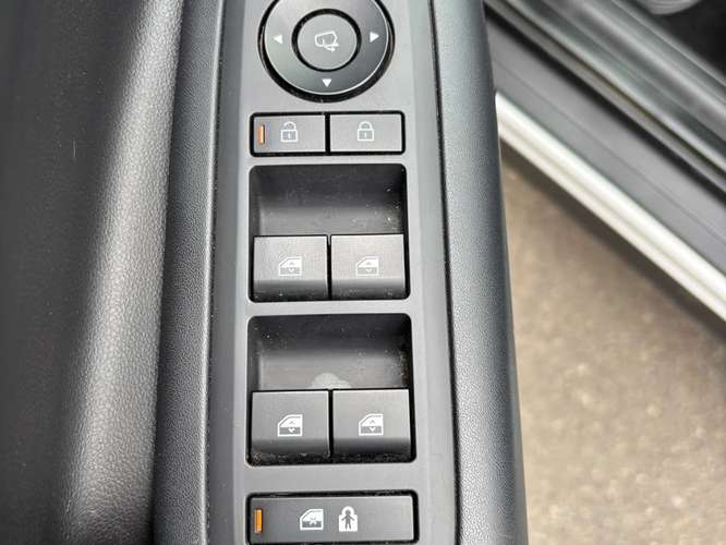 Hyundai Santa fe MX5 2.5 AT 4WD DESIGN 2025 - Imagen 15