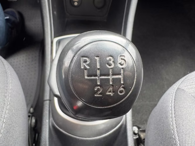 HYUNDAI ACCENT RB GL 1.4 MEC 6 VEL SOLO 114.000 KM 2019 - Imagen 16