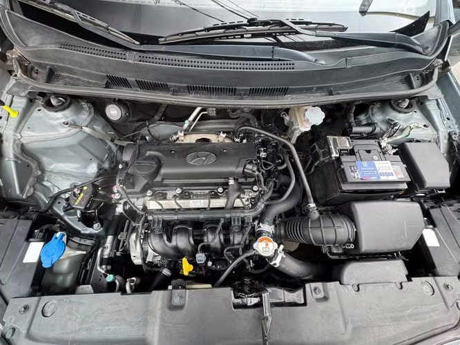 HYUNDAI ACCENT RB GL 1.4 MEC 6 VEL SOLO 114.000 KM 2019 - Imagen 20