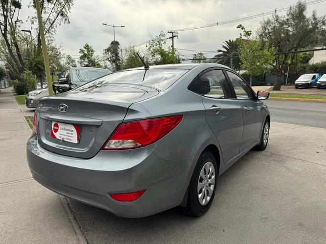 HYUNDAI ACCENT RB GL 1.4 MEC 6 VEL SOLO 114.000 KM 2019 - Imagen 7