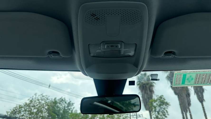 Peugeot 208 STYLE PURETECH 75 1.2 (2023) - Imagen 11
