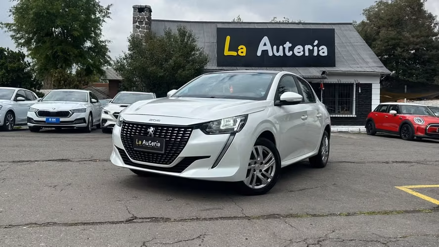 Peugeot 208 STYLE PURETECH 75 1.2 (2023)