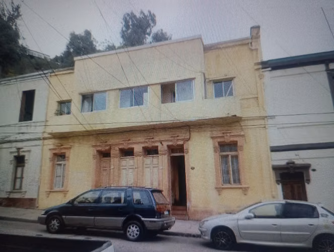 VENTA CASA 18HAB 4BA VALPARAÍSO
