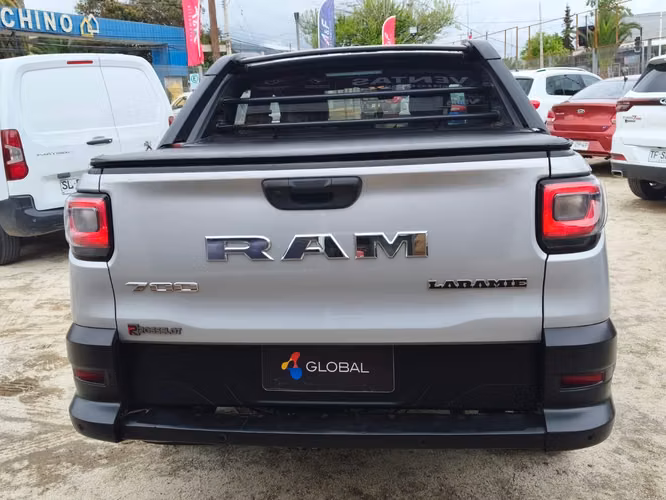 RAM 700 LARAMIE - Imagen 4