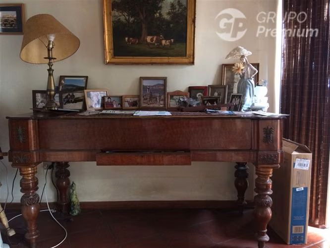 Venta de Parcela con Casa en La Reina - Imagen 8
