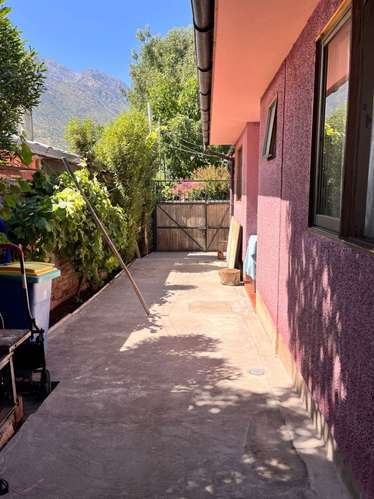 VENDO CASA 4D/3B PISCINA DERECHOS DE AGUA QUINCHO