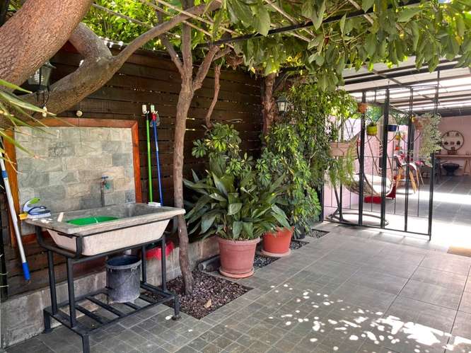 VENDO CASA 4D/3B PISCINA DERECHOS DE AGUA QUINCHO