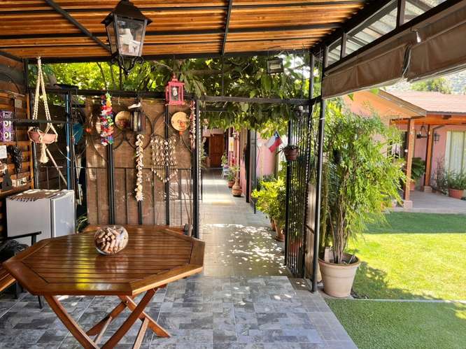 VENDO CASA 4D/3B PISCINA DERECHOS DE AGUA QUINCHO