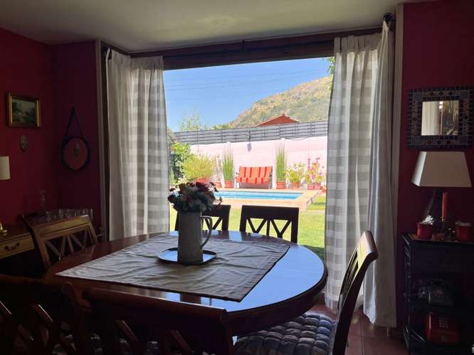 VENDO CASA 4D/3B PISCINA DERECHOS DE AGUA QUINCHO