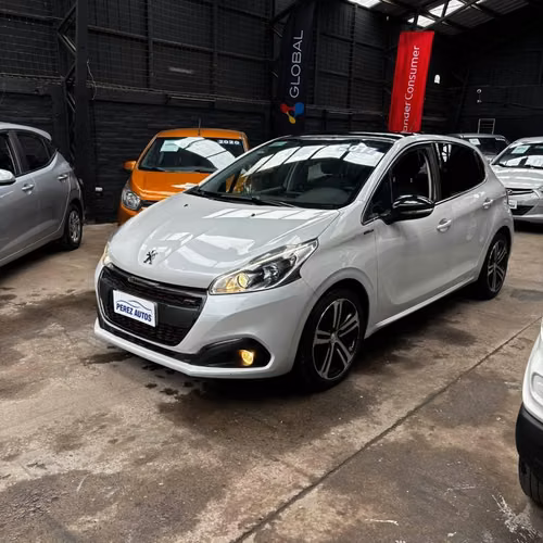 Peugeot 208 1.2 GT Line AUT 2017 - Imagen 2