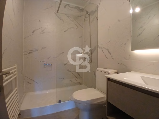 Sin comisión! Lo mejor de Vitacura con Patio Interior - Imagen 13