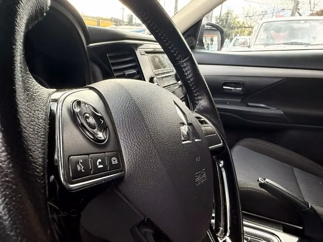 MITSUBISHI OUTLANDER 2015 - Imagen 12