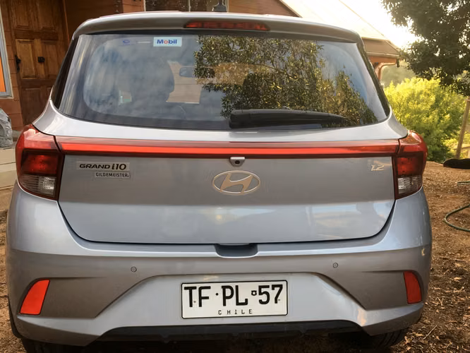 2024 Hyundai grand i10 hatchback 1.2 at plus - Imagen 4