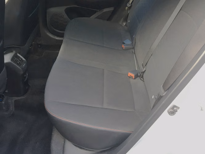 2024 Hyundai grand i10 hatchback 1.2 at plus - Imagen 9