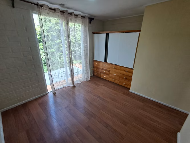  ¡HERMOSA CASA INDIVIDUAL EN VILLA ESCUADRÓN, CORONEL!  - Imagen 10