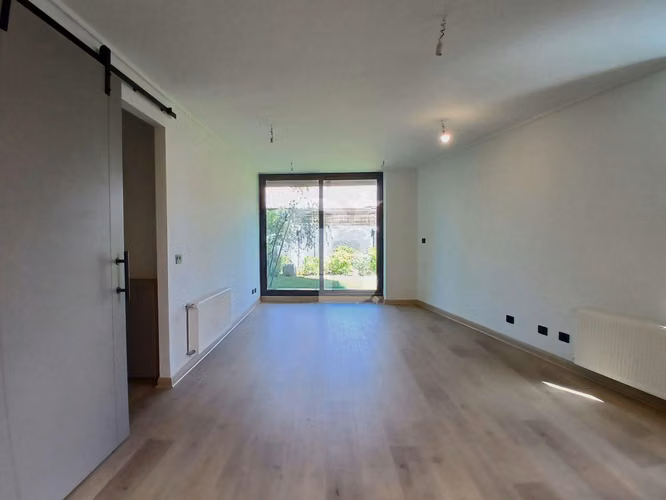 Sin comisión! Lo mejor de Vitacura con Patio Interior - Imagen 2