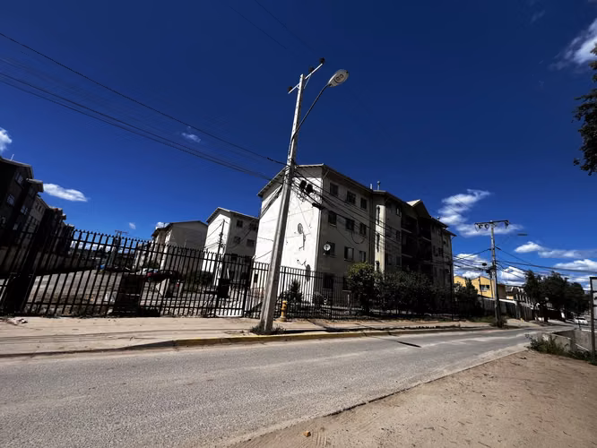 Vendo Depto Bto Norte 3D 1B, Cerca Barrio Industrial, Pdo 13 - Imagen 2