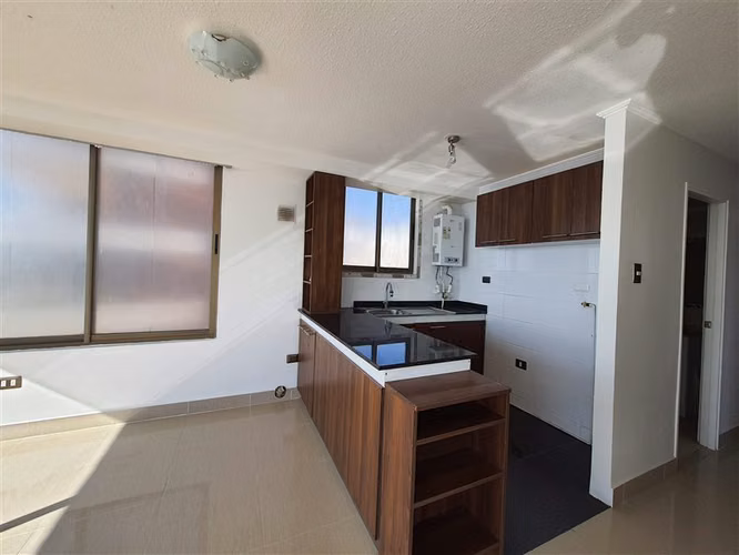 En Arriendo Departamento Vista Al Mar, 2 Dormitorios, Concón - Imagen 8