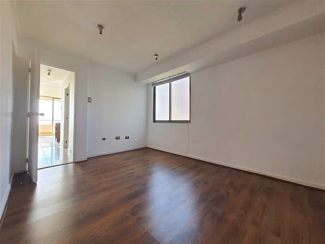 En Arriendo Departamento Vista Al Mar, 2 Dormitorios, Concón - Imagen 17
