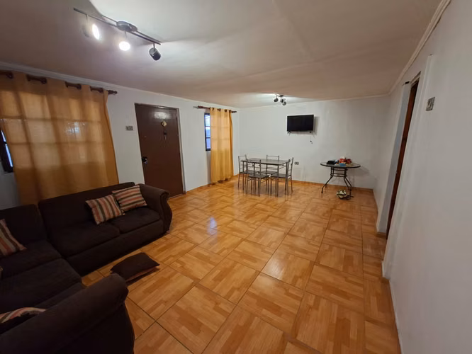 AMR VENDE casa de esquina en San Bernardo 6D 2B 4E - Imagen 4