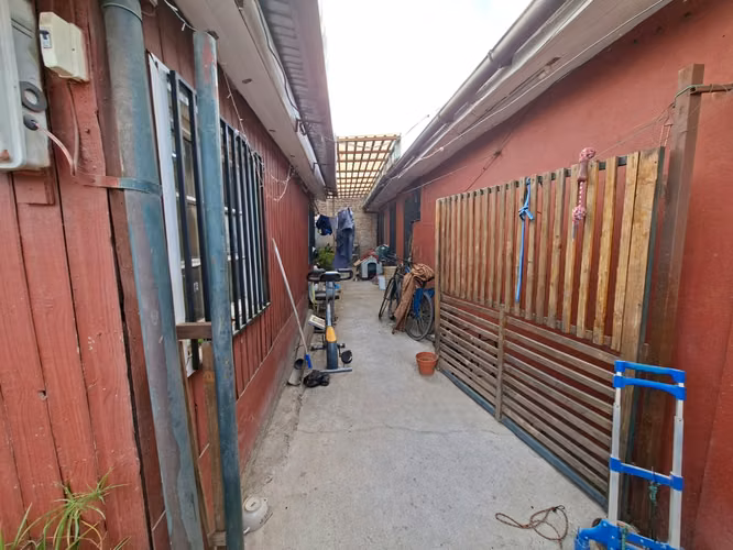 AMR VENDE casa de esquina en San Bernardo 6D 2B 4E - Imagen 12