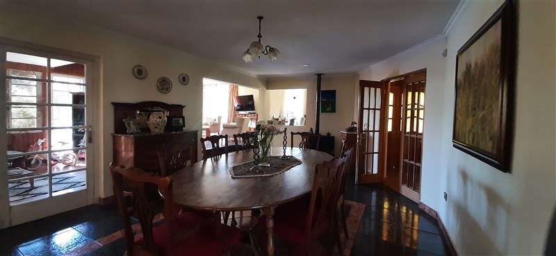Casa en venta de 5 dorm. en Calera de Tango