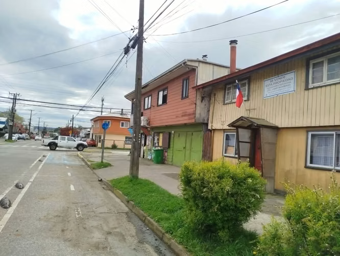 PROPIEDAD CALLE BAQUEDANO CERCANA A CENTRO DE VALDIVIA - Imagen 3